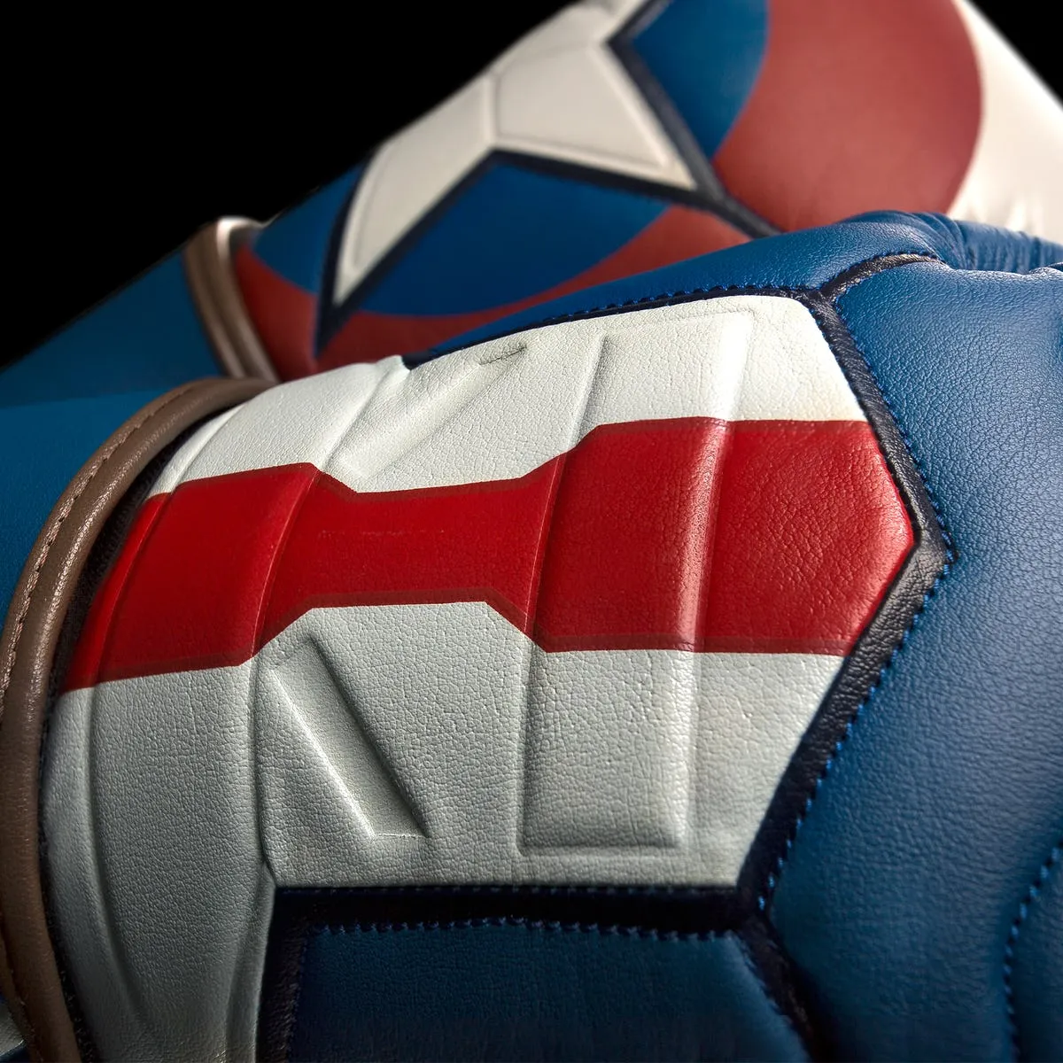 HAYABUSA CAPTAIN AMERICA GLOVES